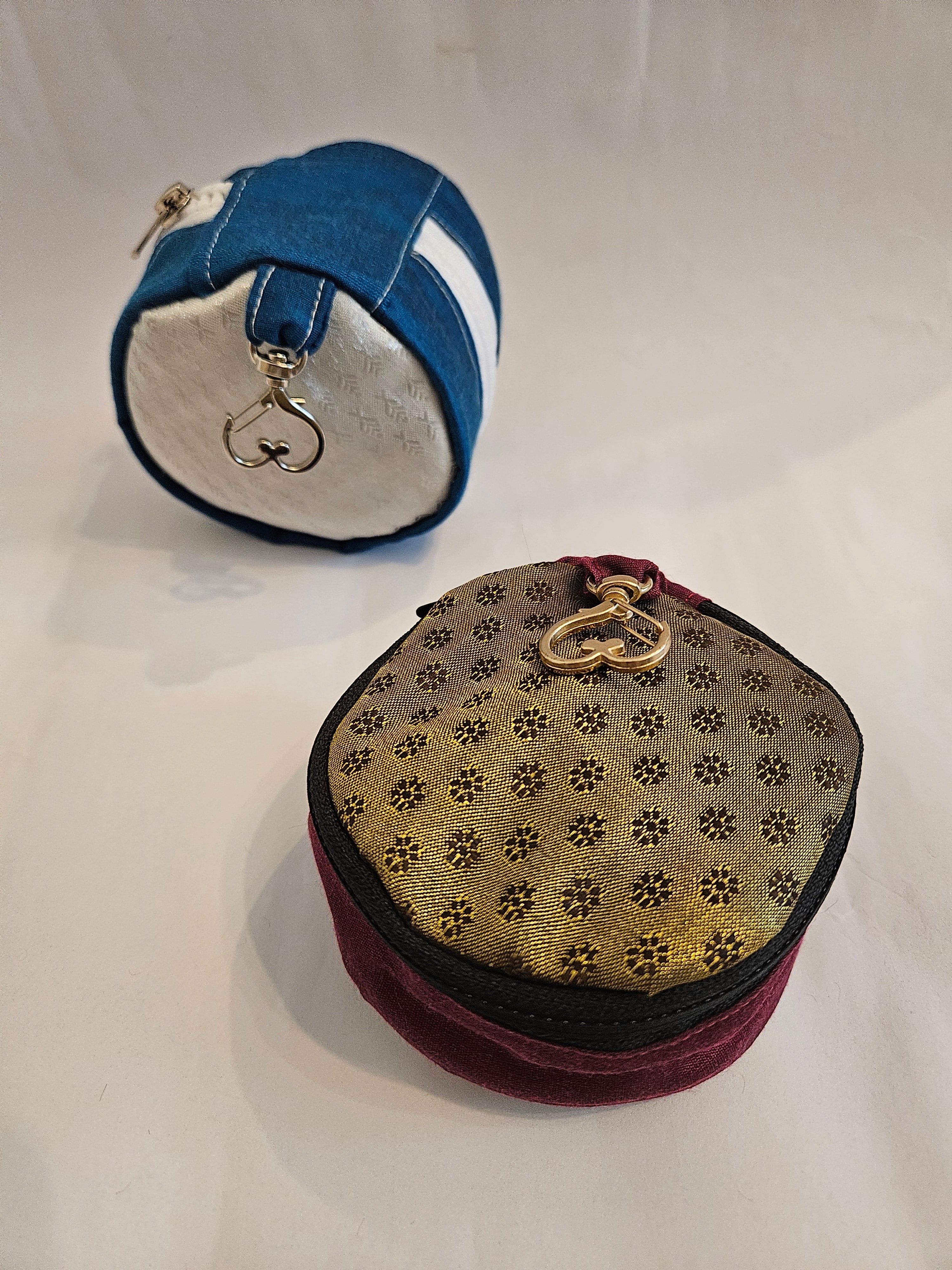 DIY Kit- Make a small zip pouch.